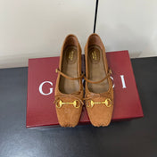 GG MARY JANE 25S IN BROWN SUEDE WITH GOLD HARDWARE