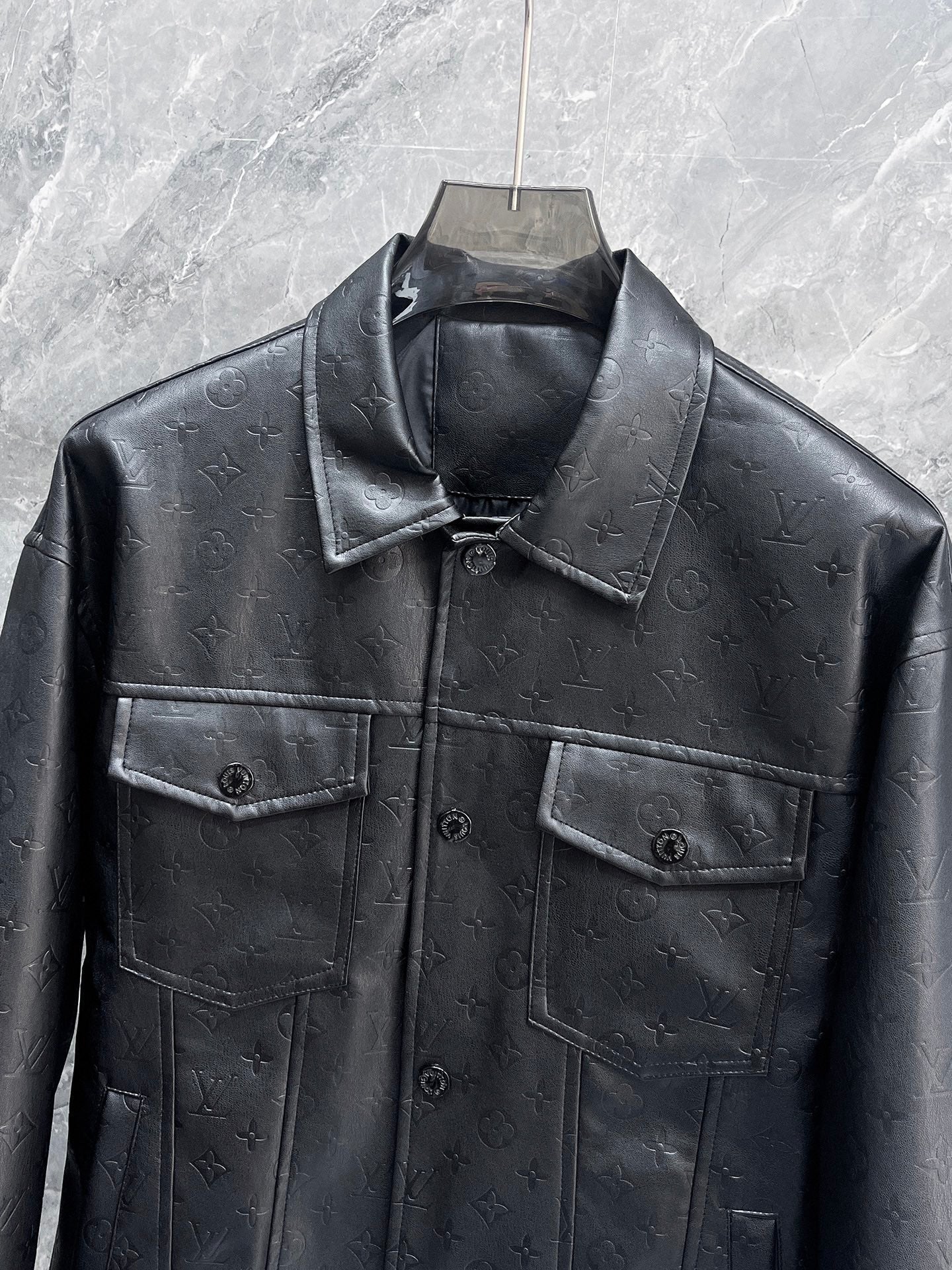 LV BLACK CALFSKIN JACKET 239566