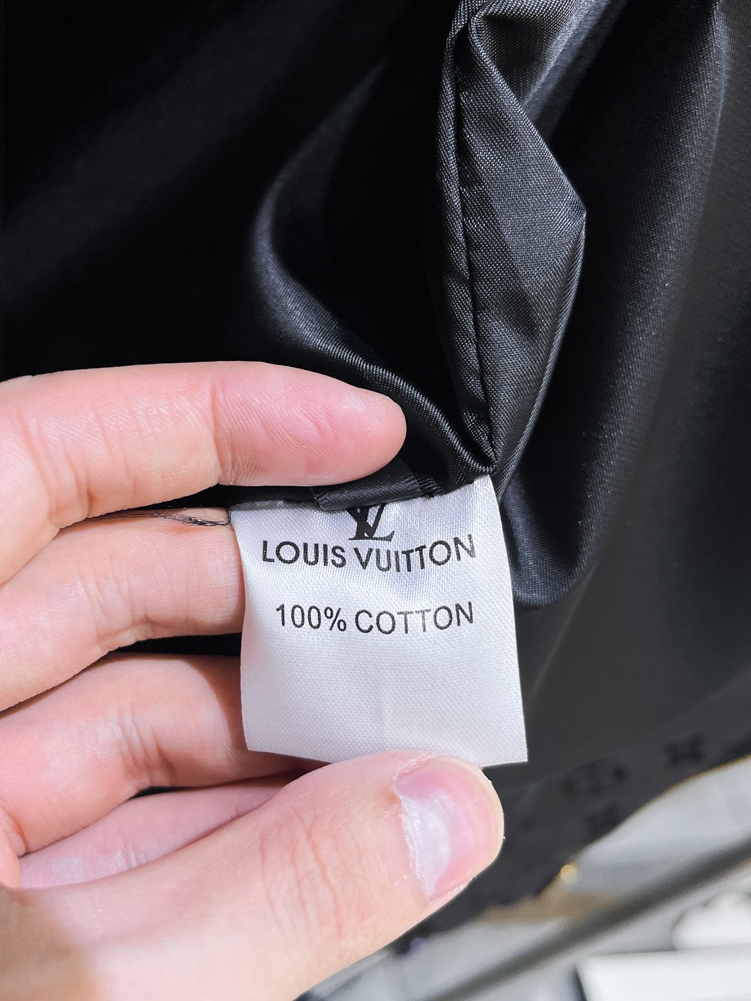 LV BLACK MONOGRAM JACKET 239560