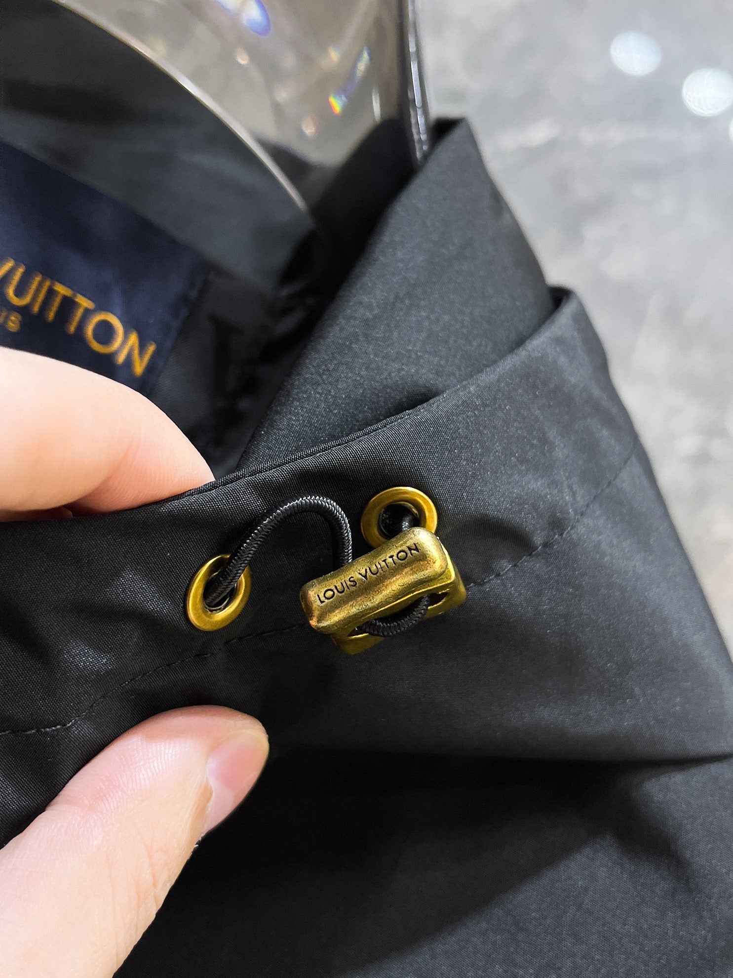 LV BLACK MONOGRAM JACKET 239560