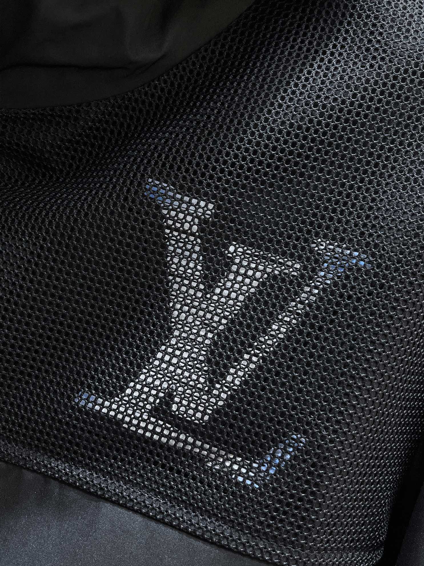 LV BLACK JACKET 239561