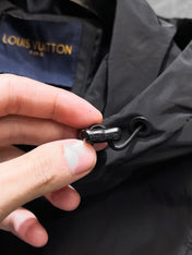 LV BLACK JACKET 239565