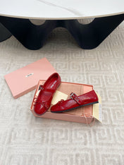 BOW MARY JANE FLAT IN RED NAPLAK LAMBSKIN