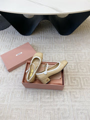 MARY JANE PUMPS IN BEIGE GLOSSY SHEEPSKIN