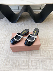 MARY JANE MULE PUMPS IN BLACK GLOSSY SHEEPSKIN