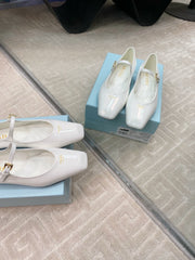 MARY JANE FLATS SQUARE TOE IN WHITE PATENT SHEEPSKIN