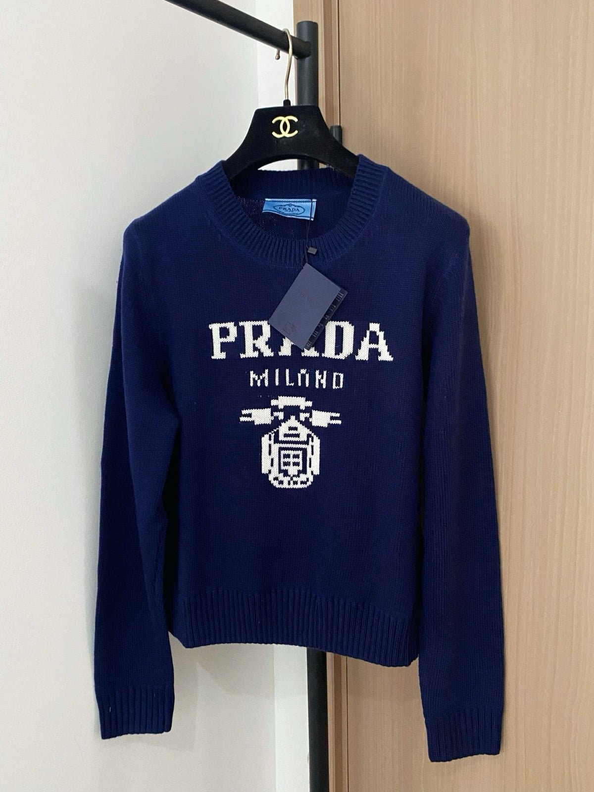 PRADA KNIT TOP STYLE 25