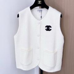 CHANEL 25S SLEEVELESS VEST 366