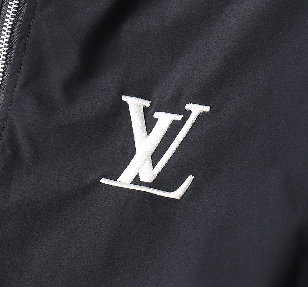 LV BLACK DOUBLE-SIDED JACKET 239168