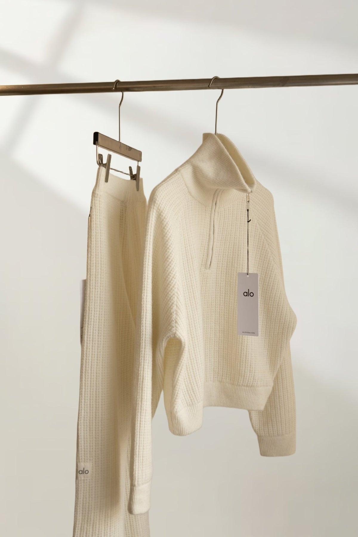 ALO CASHMERE KNIT SET STYLE 5