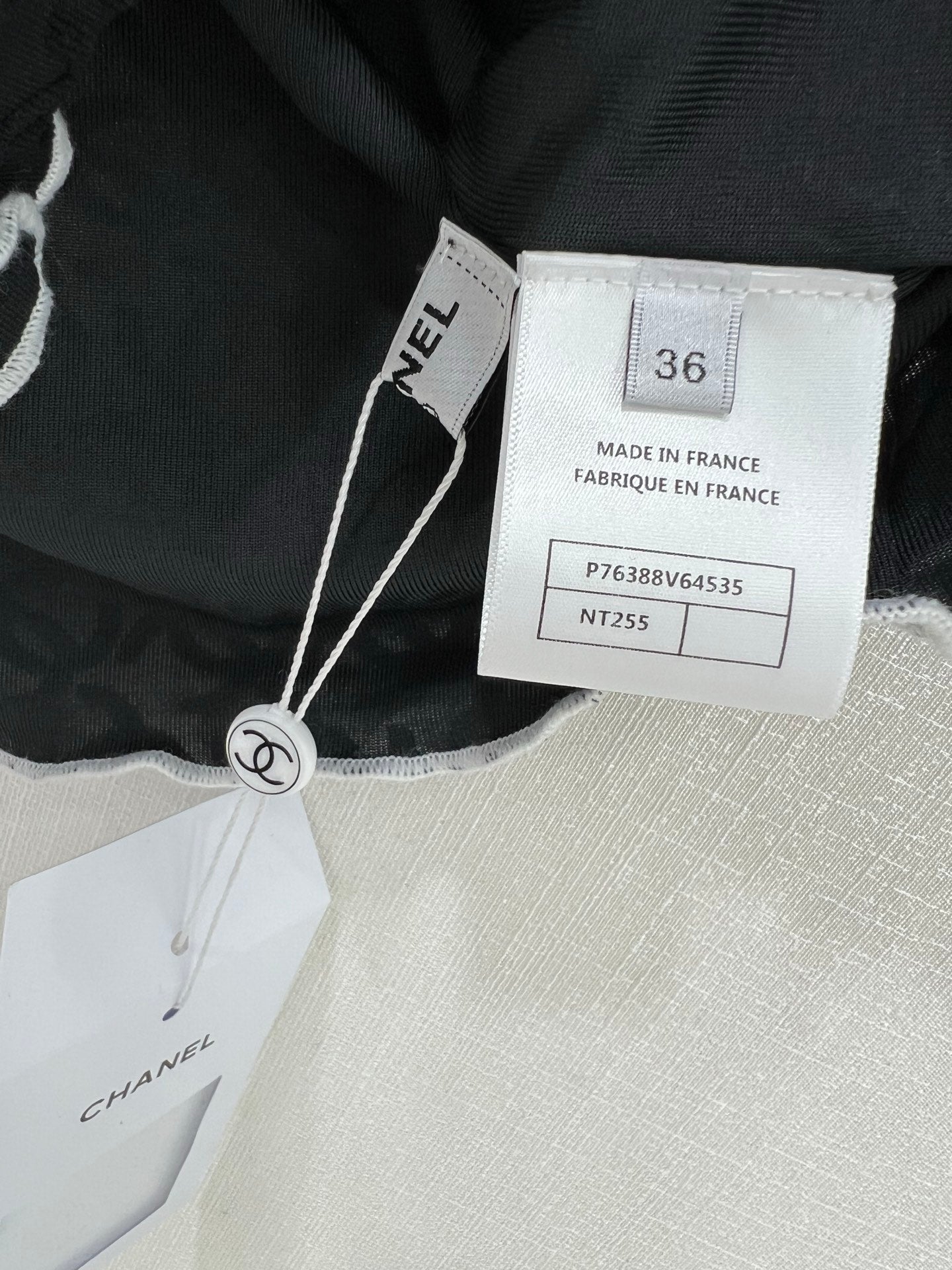 CHANEL KNIT SWEATER 269250