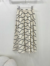 HM PRINTED FLARED SKIRT 269252