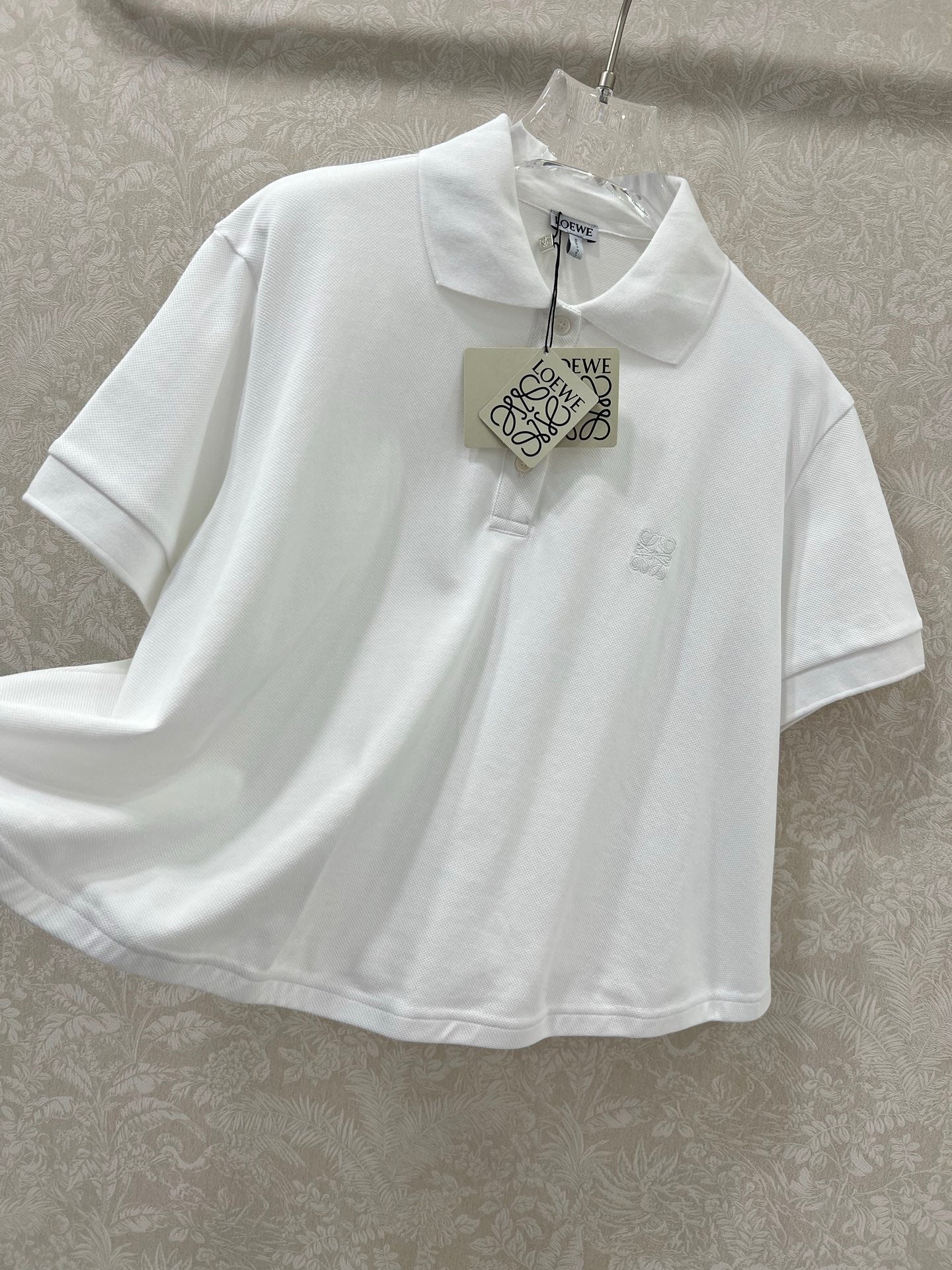 LOEWE OVERSIZED CROPPED POLO SHIRT WITH EMBROIDERED LOGO IN WHITE