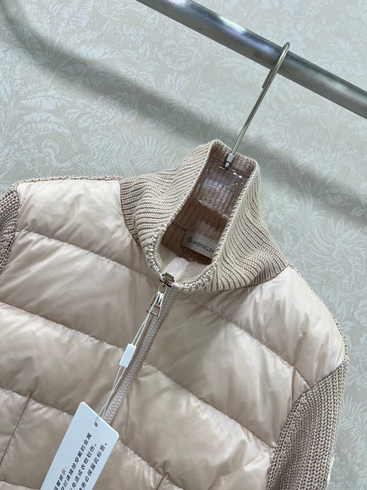 MONCLER 25S JACKET IN NUDE 071