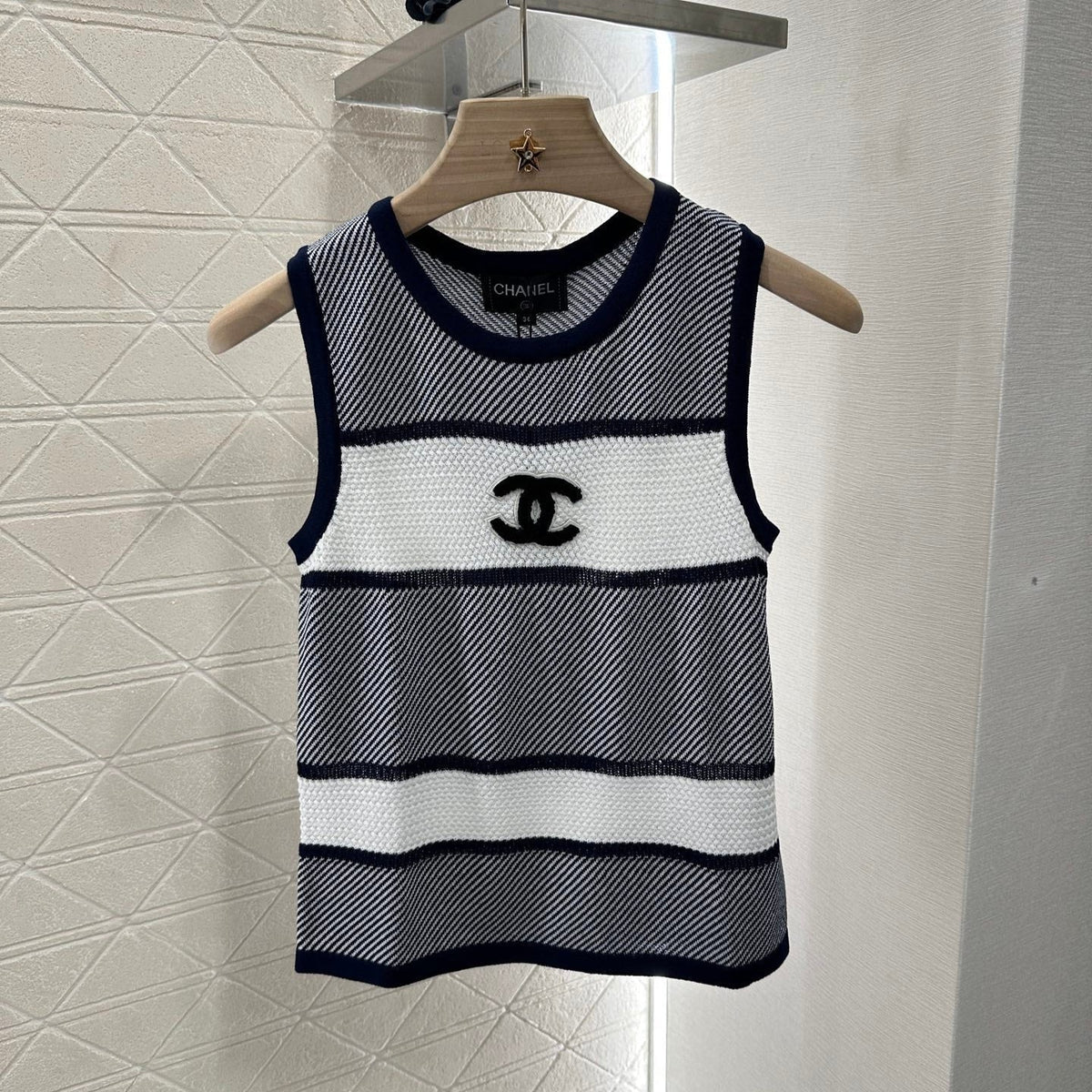 Chanel 25 Tank Top Black White Patchwork Knitted Crewneck