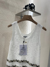CHANEL SLEEVELESS TOP 272292