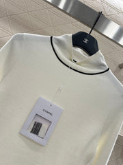CHANEL 25S HIGH-NECK PULLOVER SWEATER 351