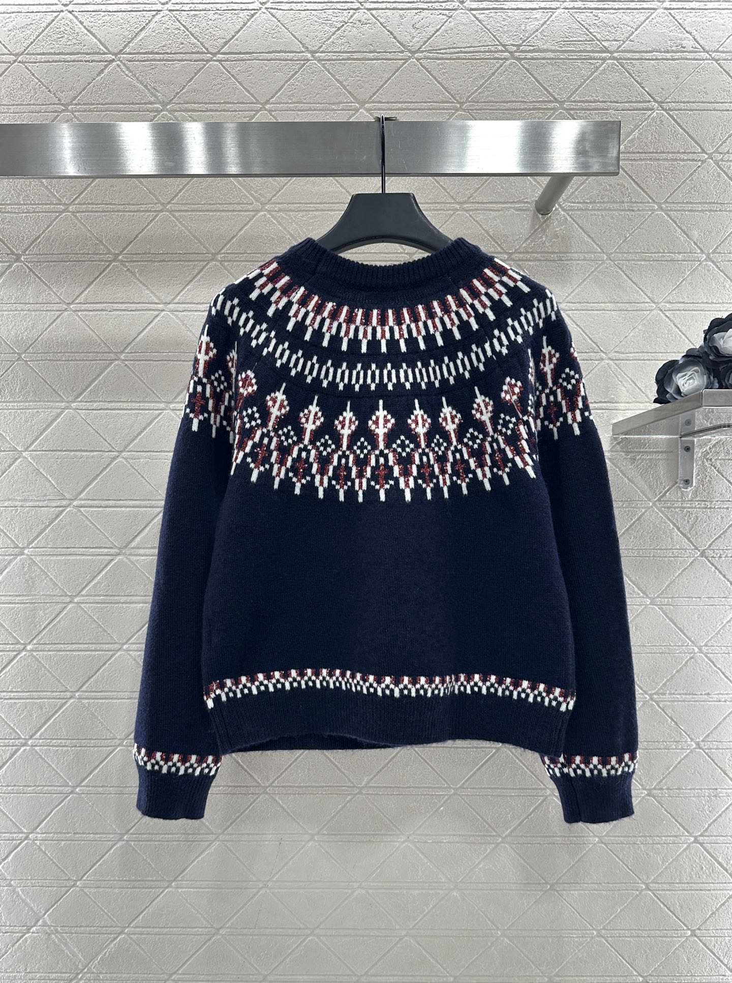LOEWE SWEATER STYLE 302