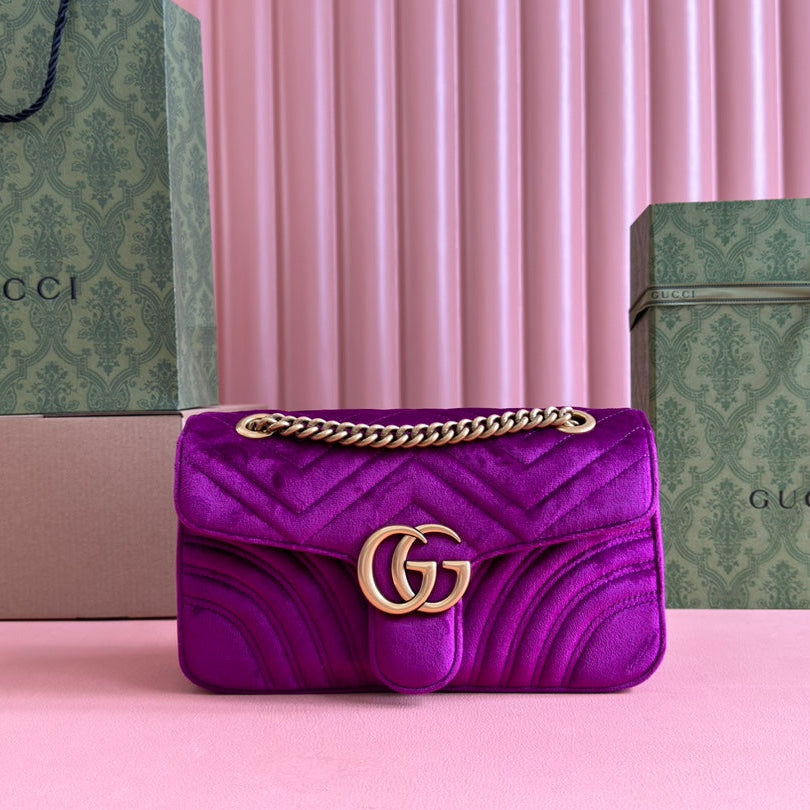 GUCCI 25S GG MARMONT 26 CM IN DEEP PINK PURPLE VELVET WITH GOLD HARDWARE