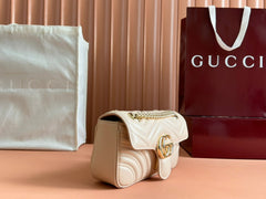 MARMONT MEDIUM SHOUDER BAG 23 IN LIGHT BEIGE CALFSKIN