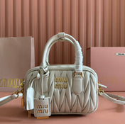 ARCADIE MATELASSÉ BAG 19 IN WHITE LAMBSKIN GOLD HARDWARE