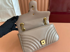 GG MARMONT MATELASSÉ LARGE 26 BAG BEIGE CALFSKIN