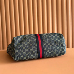 GUCCI GIGLIO LARGE TOTE BAG 60 IN BLUE AND WHITE GG DENIM
