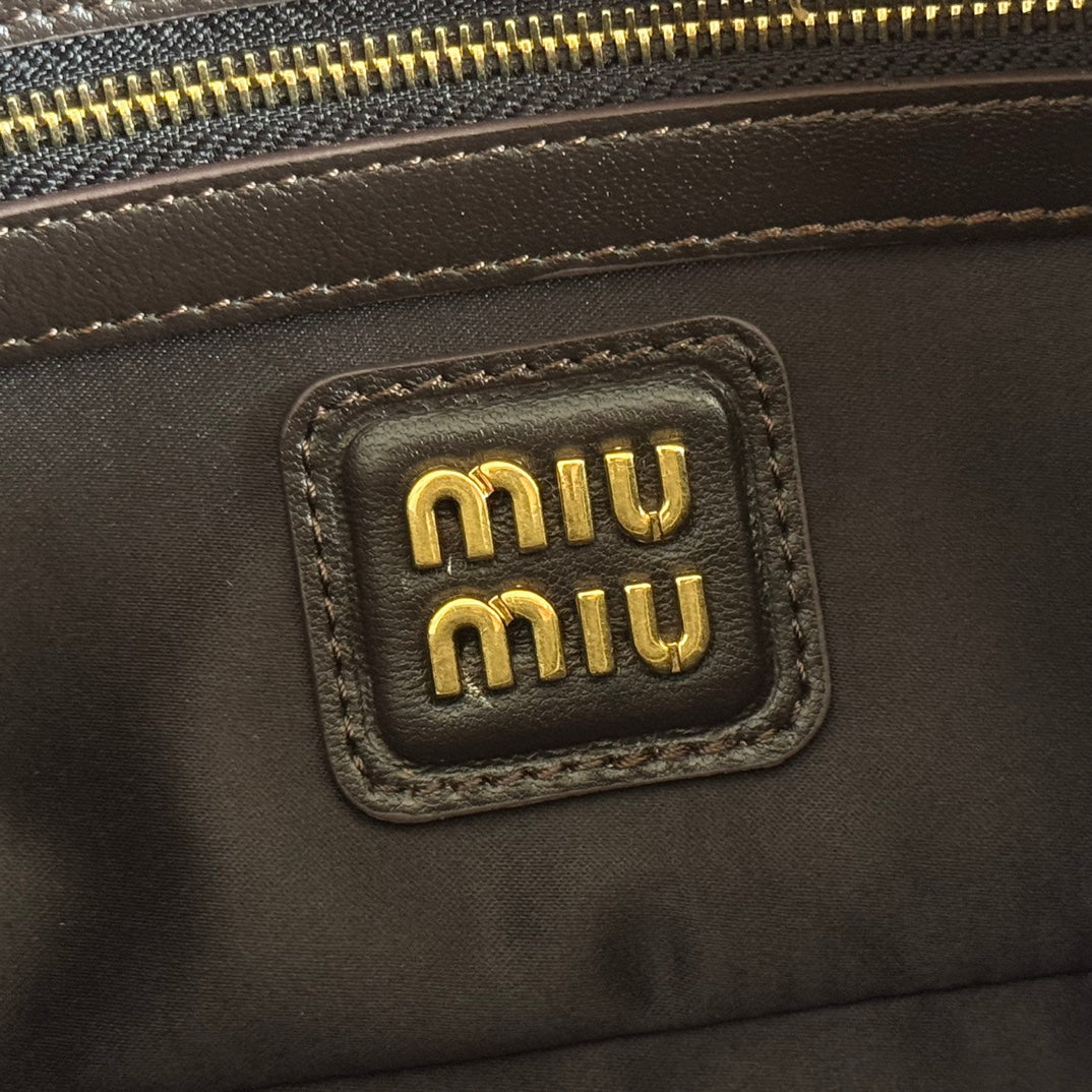 MIUMIU 26S ARCADIE MATELASSE BAG 22 IN BLACK CALFSKIN GOLD HARDWARE