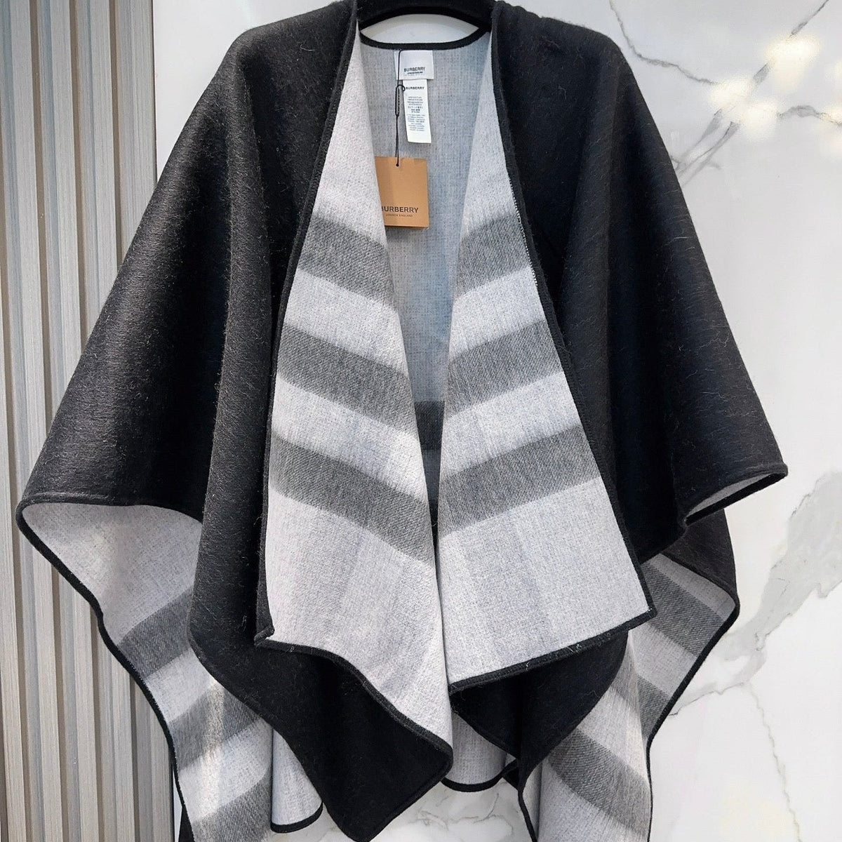WOOL CAPE 140 CM BLACK AND LIGHT GRAY 394535