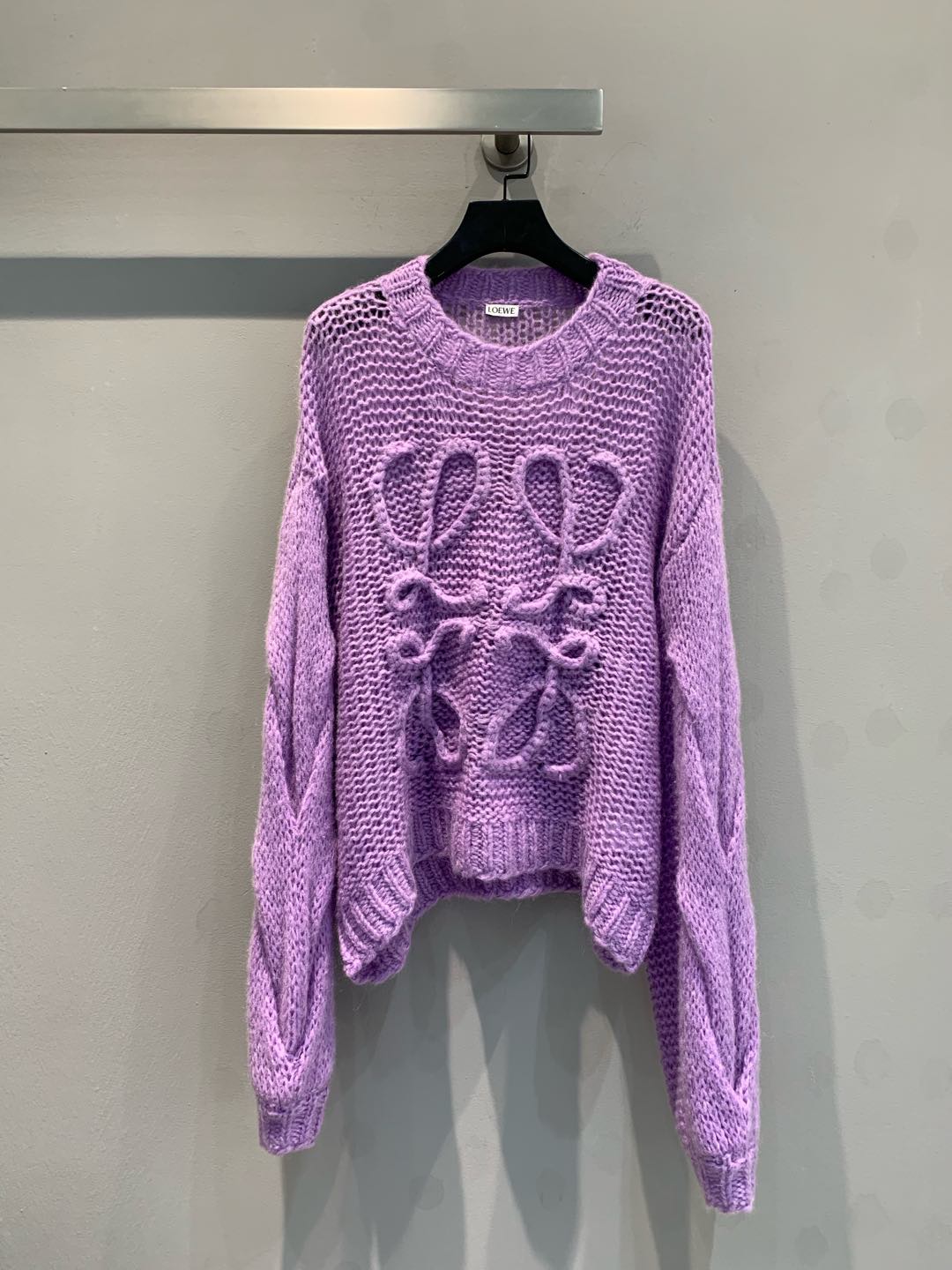 LOEWE SWEATER STYLE 223