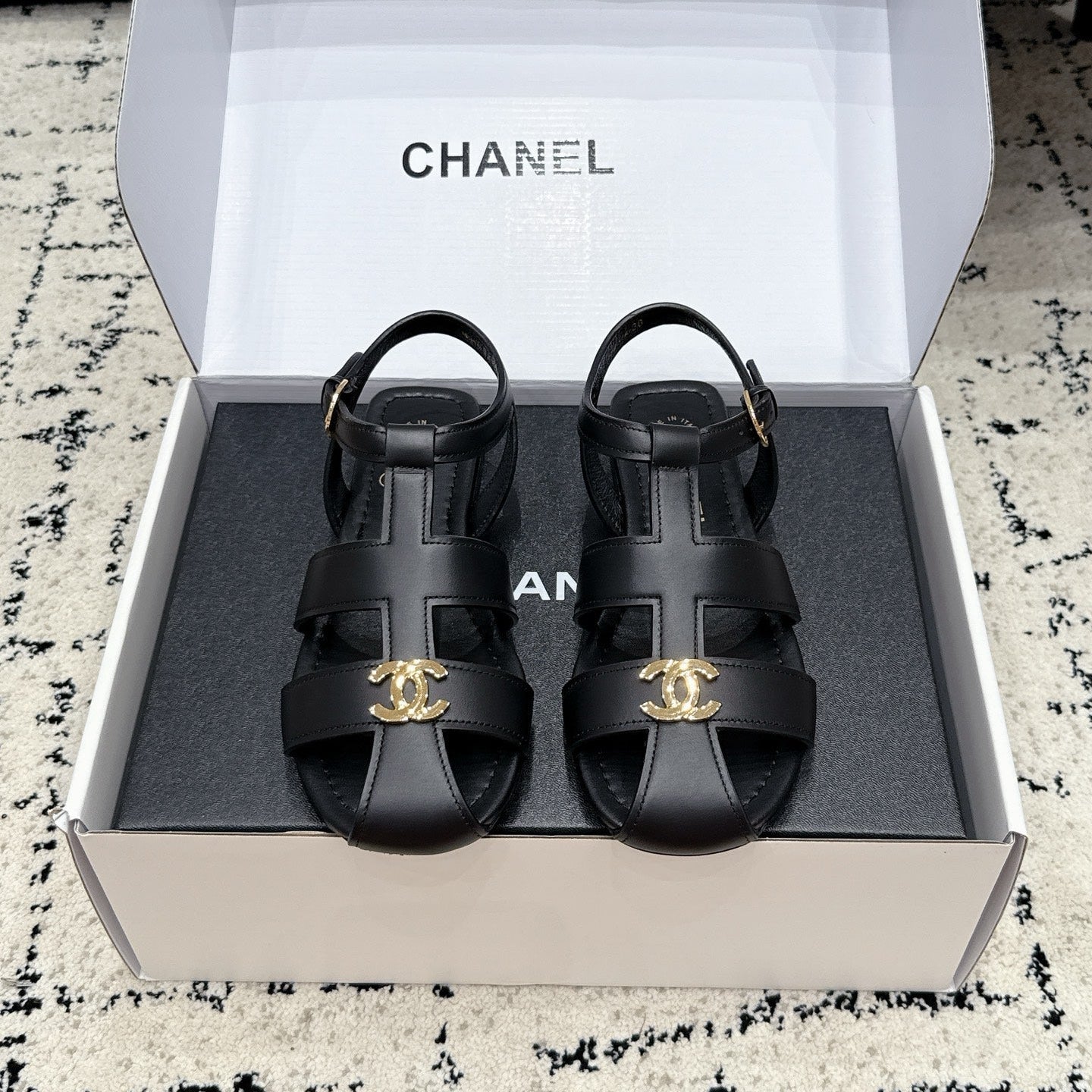 CHANEL 26S SANDALS IN BLACK CALFSKIN WITH GOLD HARDWARE