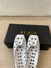 PERFO BALLET FLATS IN WHITE CALFSKIN