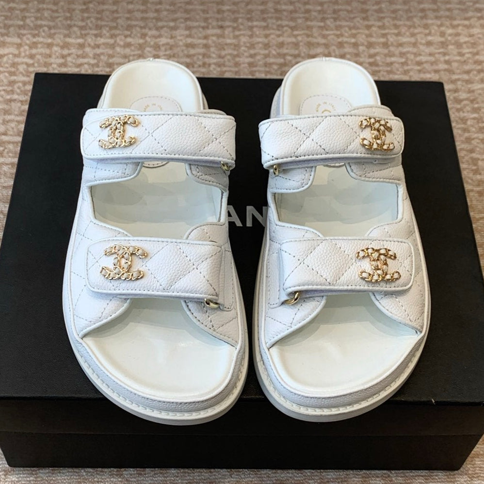 DAD SANDAL IN WHITE SHEEPSKIN MULE