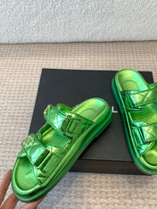 DAD SANDAL IN EMERALD GREEN SHEEPSKIN MULE