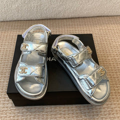 DAD SANDAL IN SILVER SHEEPSKIN