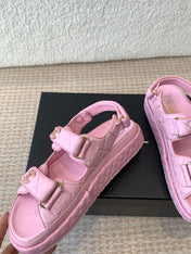 DAD SANDAL IN PALE PINK CALFSKIN