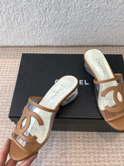 SLIDE SANDALS IN CINNAMON BROWN LAMBSKIN WITH TRANSPARENT PVC