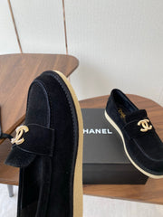 CC LOAFERS IN BLACK SUEDE GOLD HARDWARE
