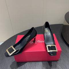 ROGER VIVIER 25S BELLE VIVIER PUMPS 70MM IN BLACK CALFSKIN GOLD BUCKLE