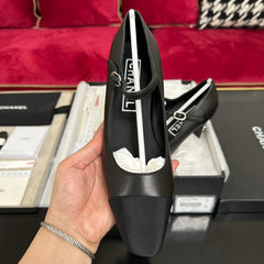 HIGH MARY JANE IN BLACK CALFSKIN AND SATIN