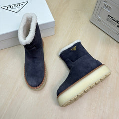 SUEDE BOOTS SLATE GRAY WITH SHEARLING LINING AND RUBBER FLATFORM SOLE