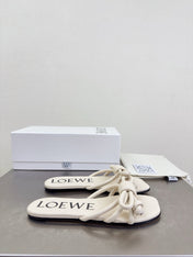 LOEWE 26S FLAMENCO KNOT SANDAL IN IVORY WHITE CALFSKIN