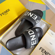 FENDI ROMA SLIDE IN BLACK GRAINED CALFSKIN WITH WHITE LOGO