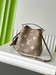 CRAFTY NEONOE 26 IN BROWN AND CREAM BICOLOR EMPREINTE CALFSKIN