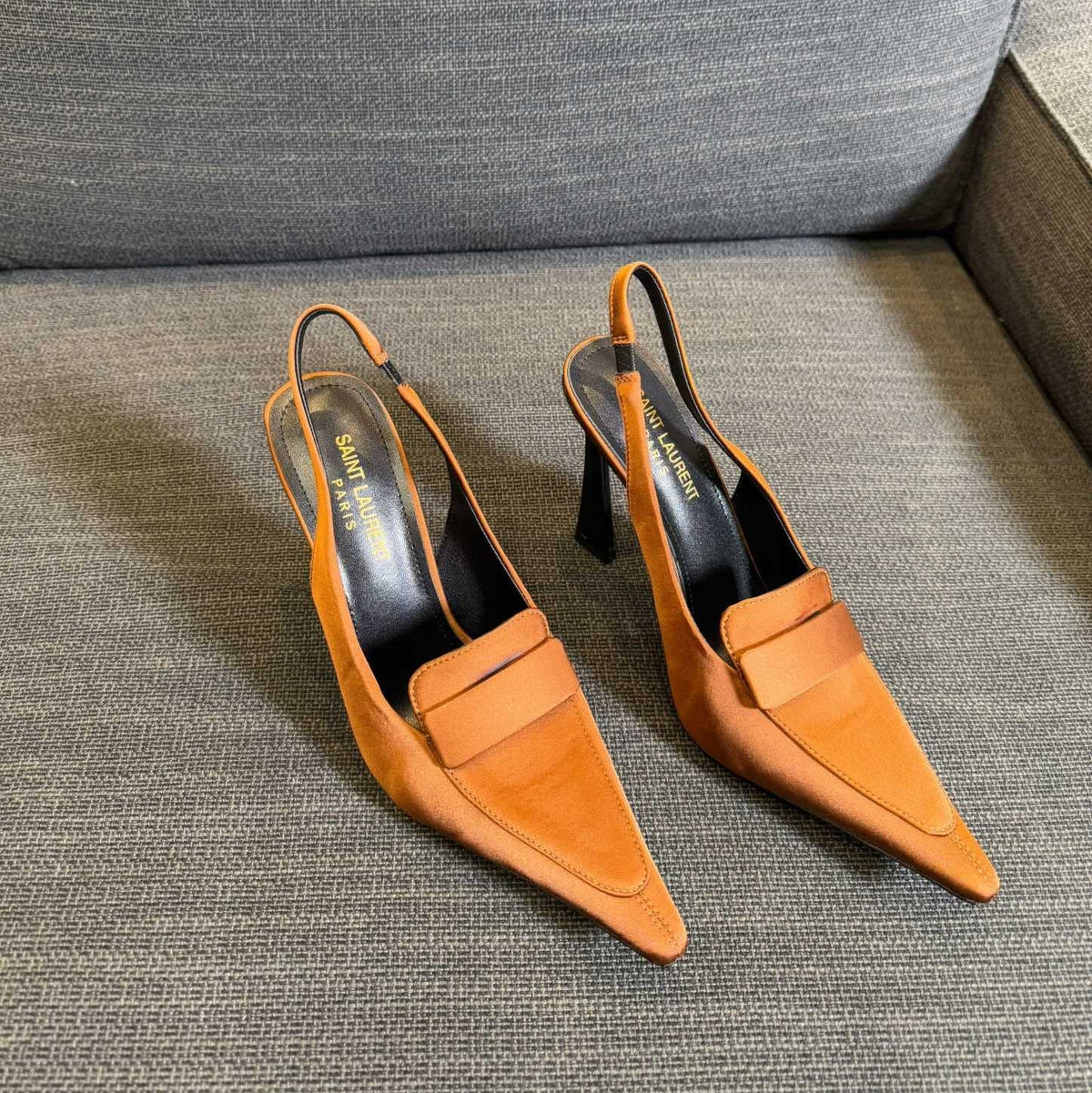 POINTED-TOE SLINGBACK PUMPS IN TANGELO ORANGE SILK
