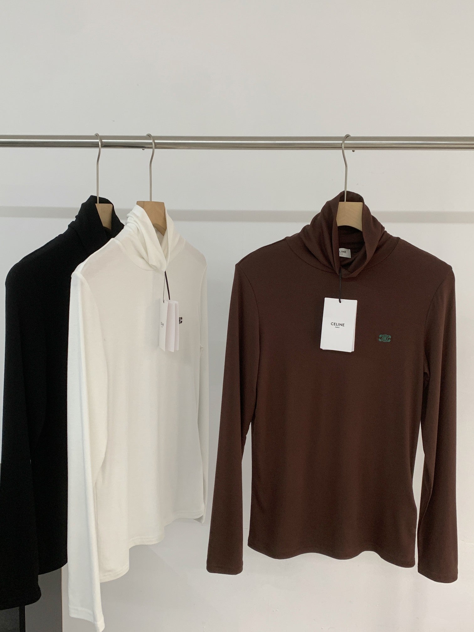 CELINE 25S EMBROIDERED LONG-SLEEVE T-SHIRT 0038