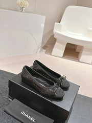 BALLET FLATS IN BLACK GLITTERED TULLE AND SATIN