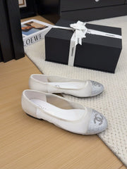 BALLET FLAT IN WHITE FABRIC AND MESH WITH CRYSTALS