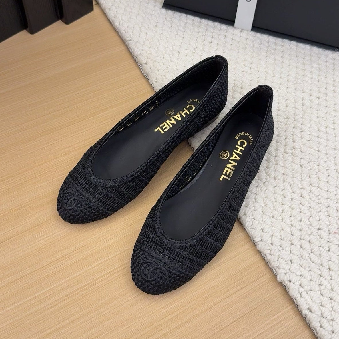 CC 25 Ballet Flat Black Raffia