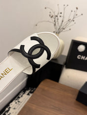CHANEL 26S WEDGE SANDALS 95 MM IN WHITE CALFSKIN